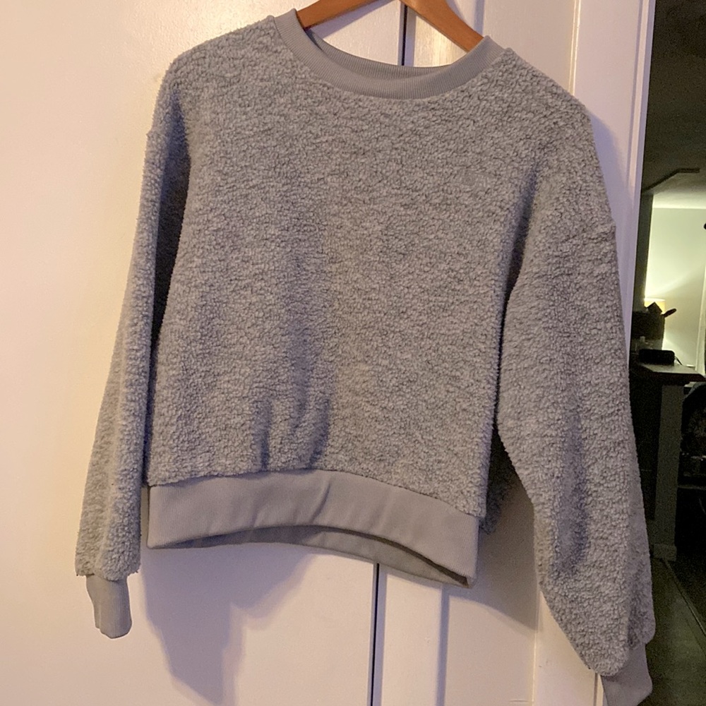 Levi’s Gray Sweatshirt